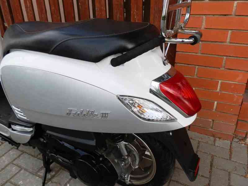 Sym Fiddle III 125 (2015¨) - foto 7
