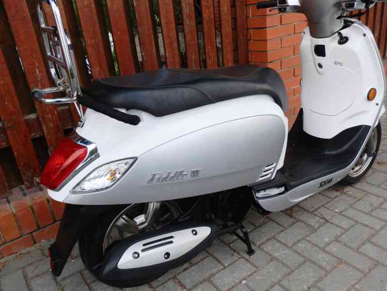 Sym Fiddle III 125 (2015¨) - foto 17