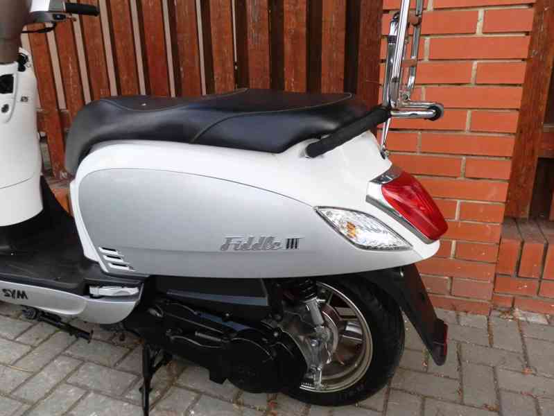 Sym Fiddle III 125 (2015¨) - foto 6
