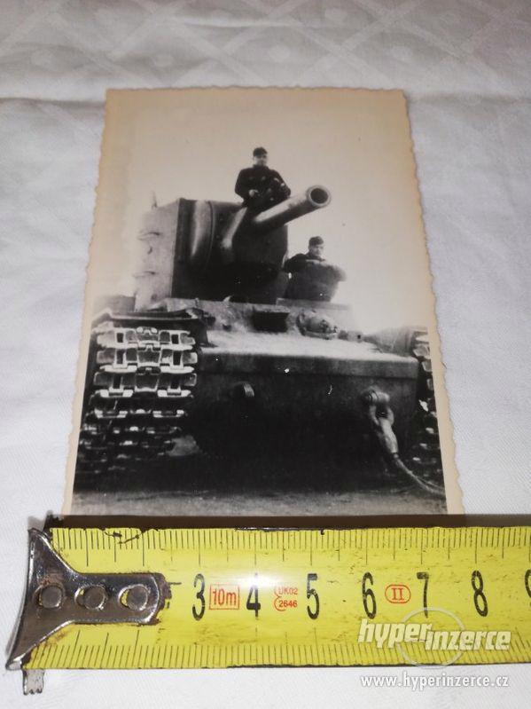 Tank - Válečná fotografie z 2. světové války - foto 1