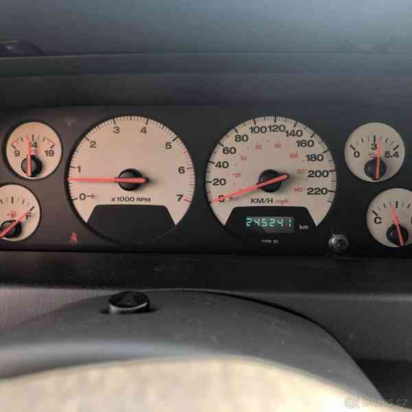 Jeep Grand Cherokee 4,0   WJ 4.0i (140 kW) - foto 16