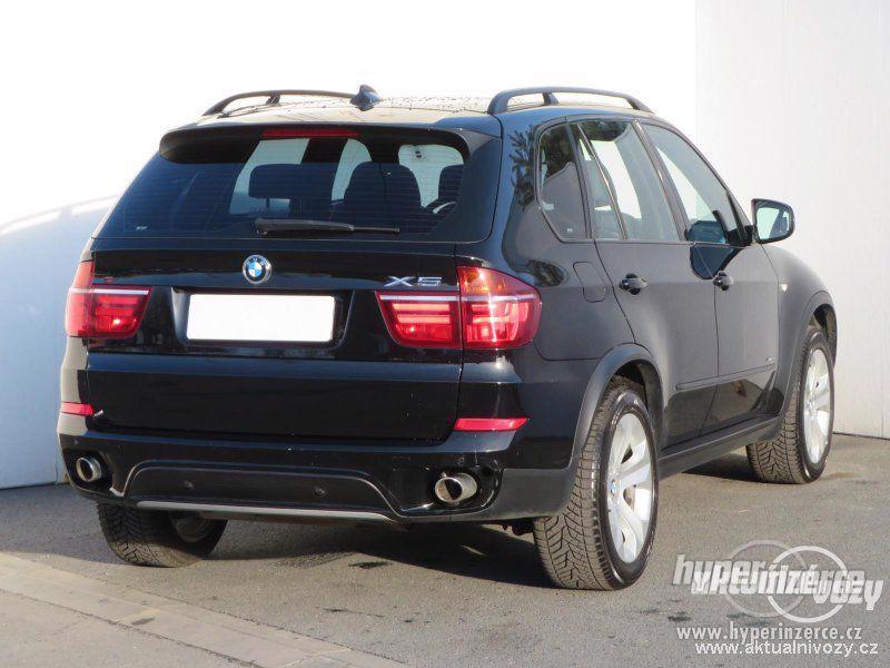 BMW X5 3.0, nafta, rok 2010, kůže - foto 4