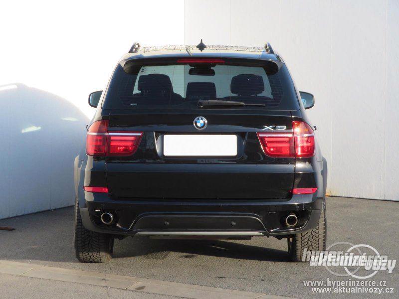 BMW X5 3.0, nafta, rok 2010, kůže - foto 12