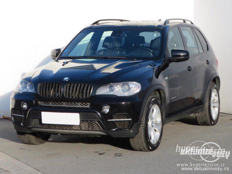 BMW X5 3.0, nafta, rok 2010, kůže - foto 13