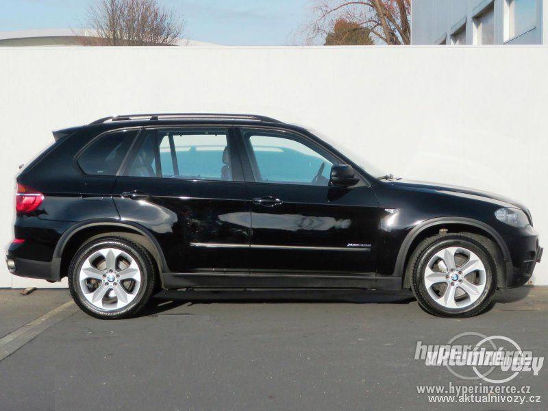 BMW X5 3.0, nafta, rok 2010, kůže - foto 19