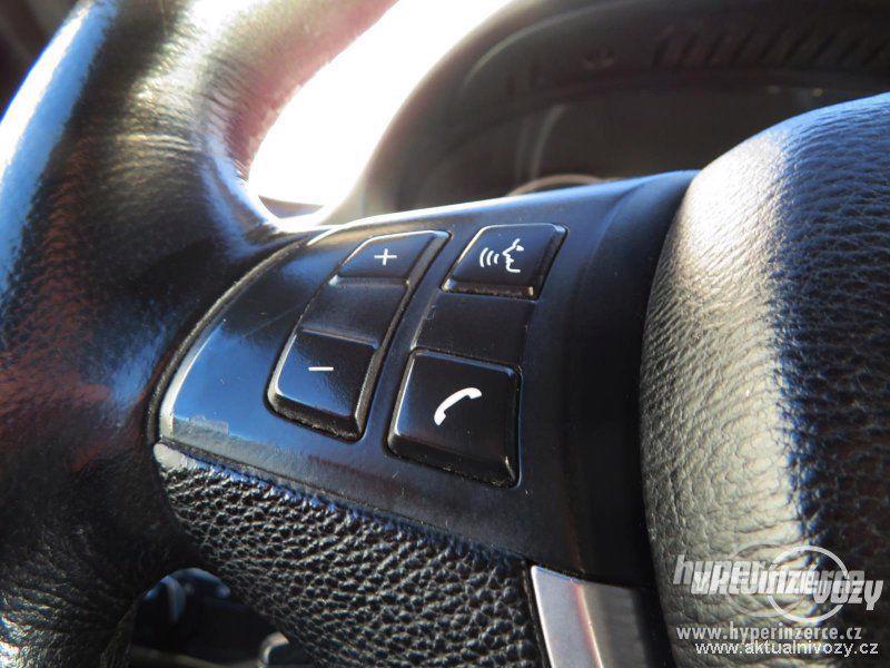 BMW X5 3.0, nafta, rok 2010, kůže - foto 22