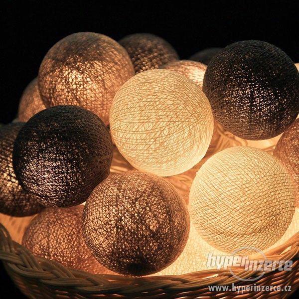 Světelné bavlněné balónky Cotton Balls - foto 3