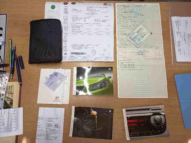 SEAT Ibiza 1,2i 12V Reference ČR - foto 21