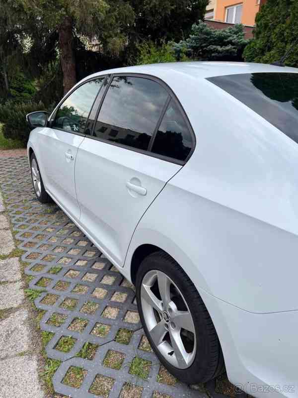 Škoda Rapid 1,2 benzin 81 kW - foto 13