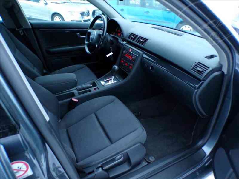 Audi A4 2,0 i AUTOMAT - foto 12