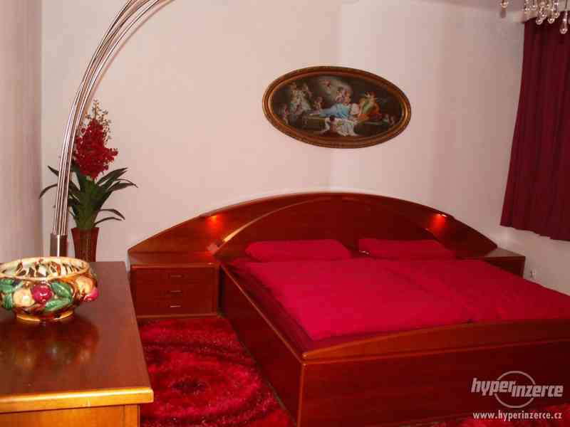 PRONAJEM LUXUSNIHO POKOJE APARTMAN BYTU PRAHA 5 CENTRUM MHD