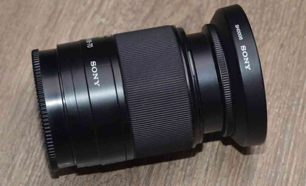 Sony DT 18-70mm F3,5-5,6 MACRO *APS-C A-mount - foto 6
