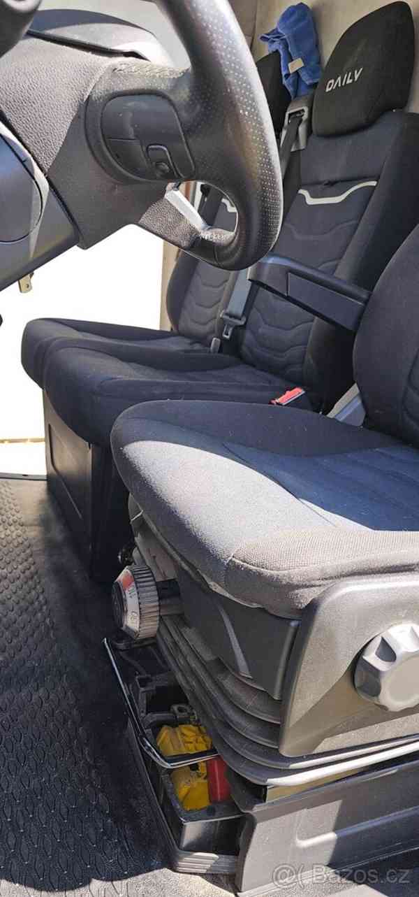 Iveco 3,0   35S18 - foto 10