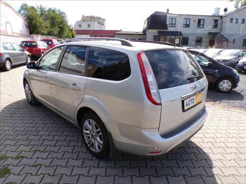 Ford Focus 1,6 TDCi GHIA - foto 3