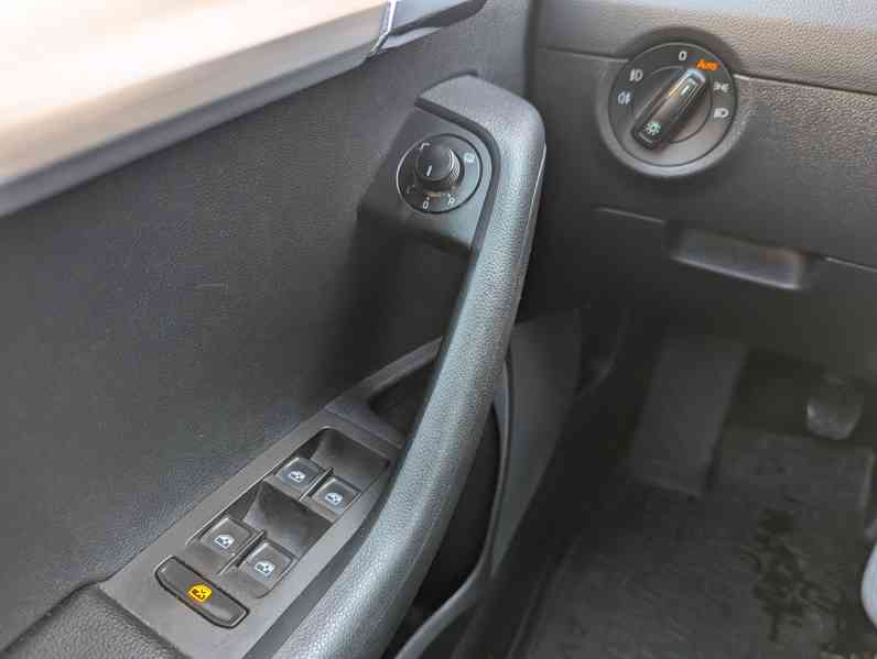 Škoda Octavia 1,6 Tdi 4x4 - foto 11
