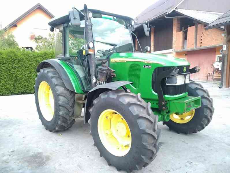 John Deere 5820 - bazar - Hyperinzerce.cz