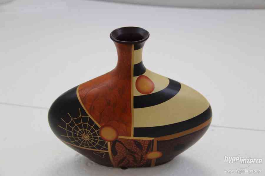 Dekorativní keramická váza - foto 1