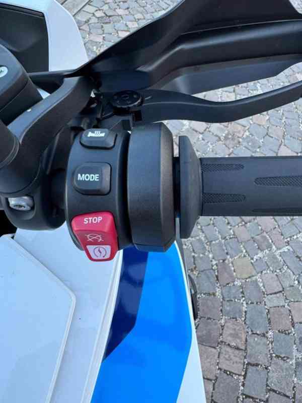 BMW S 1000 XR 2023 3300 km záruka M paket - foto 7