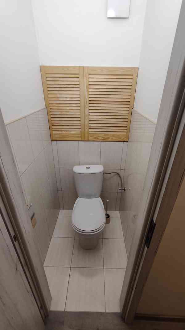 Nabízíme k pronájmu zrekonstruovaný a plně vybavený byt 2+1 - foto 4