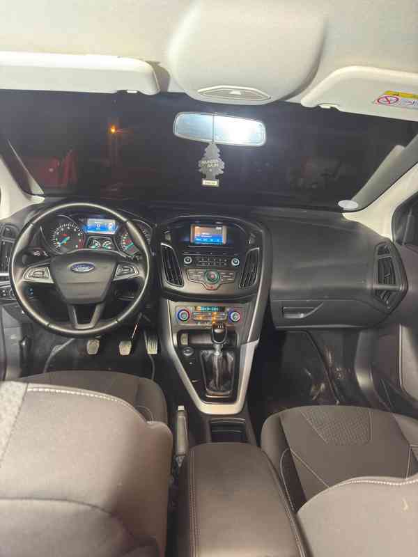 Ford Focus 1,0 ecoboost 2016 - foto 11