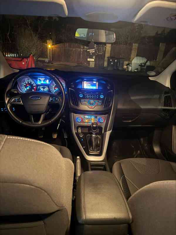 Ford Focus 1,0 ecoboost 2016 - foto 12