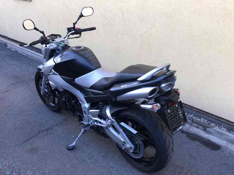 Suzuki GSR 600 - foto 3