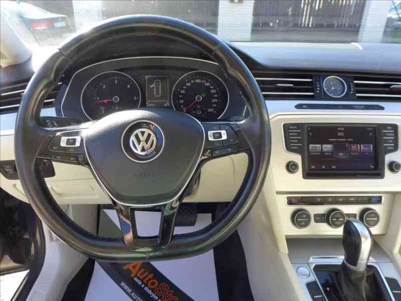 Volkswagen Passat 1,6 TDI COMFORTLINE 1.MAJITEL - foto 10