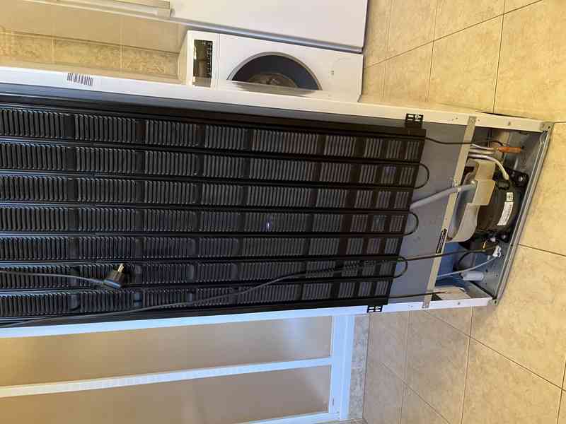 Chladnička kombinovaná vestavěná Whirlpool ART 471/4 - foto 14