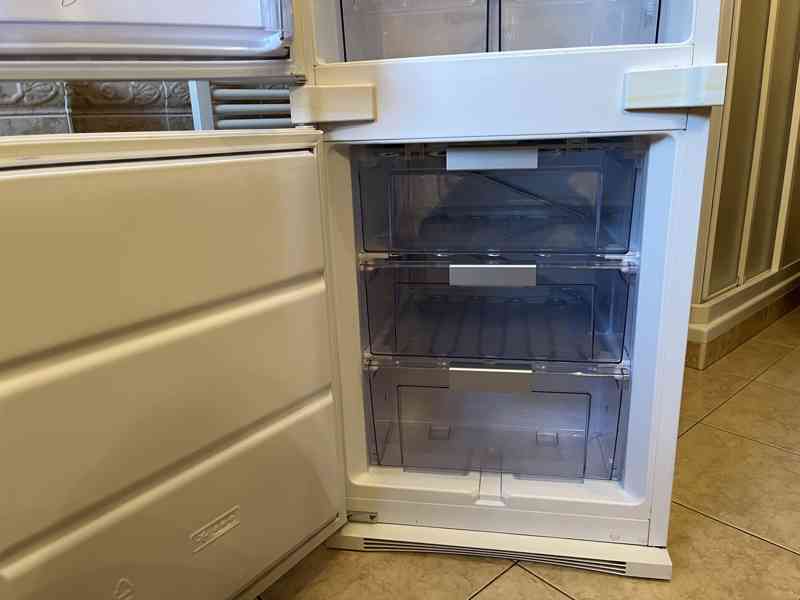 Chladnička kombinovaná vestavěná Whirlpool ART 471/4 - foto 5