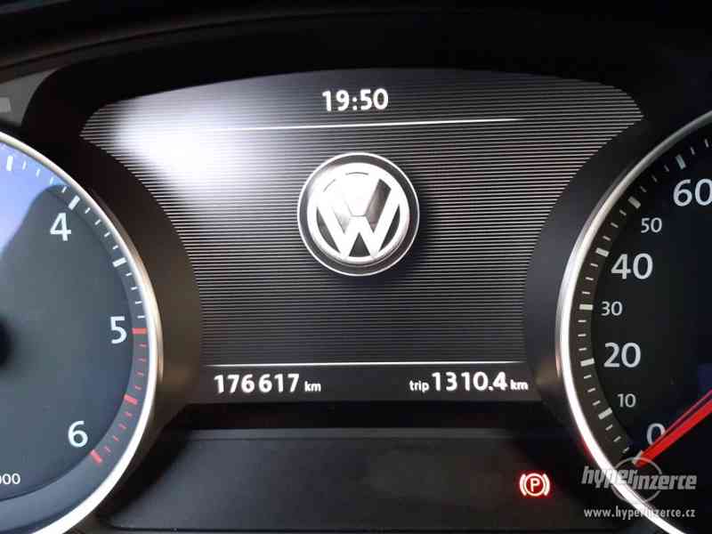 VW Touareg 3.0 TDi 180 kW, 06/2012, 177000 km - foto 7