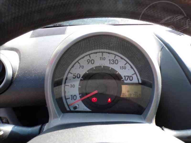 Citroën C1 1,0 i - foto 5