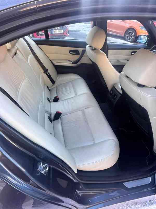 BMW Řada 3 2,5   E90 325i 160kw - foto 3
