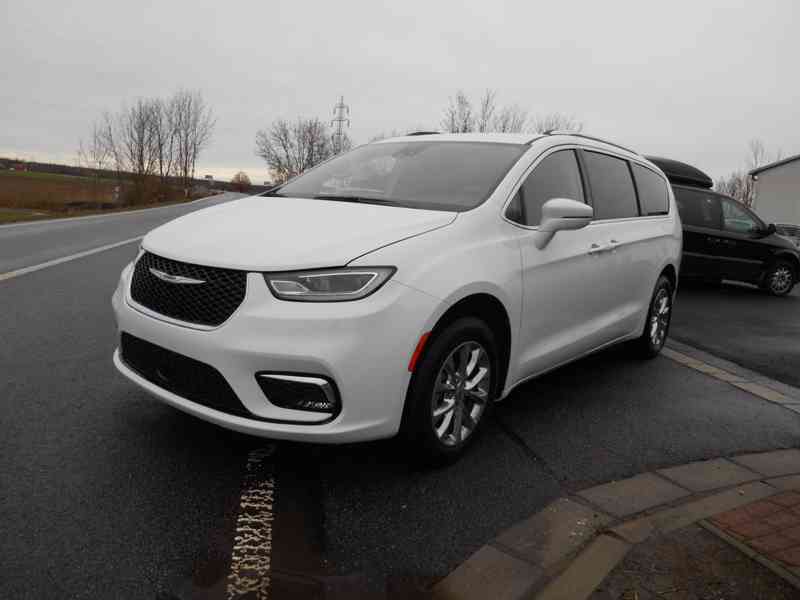 Chrysler Pacifica 3,6 4x4 AWD  Limited Adapttemp 2021 DPH - foto 2