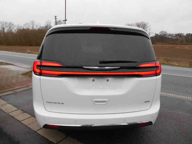 Chrysler Pacifica 3,6 4x4 AWD  Limited Adapttemp 2021 DPH - foto 6