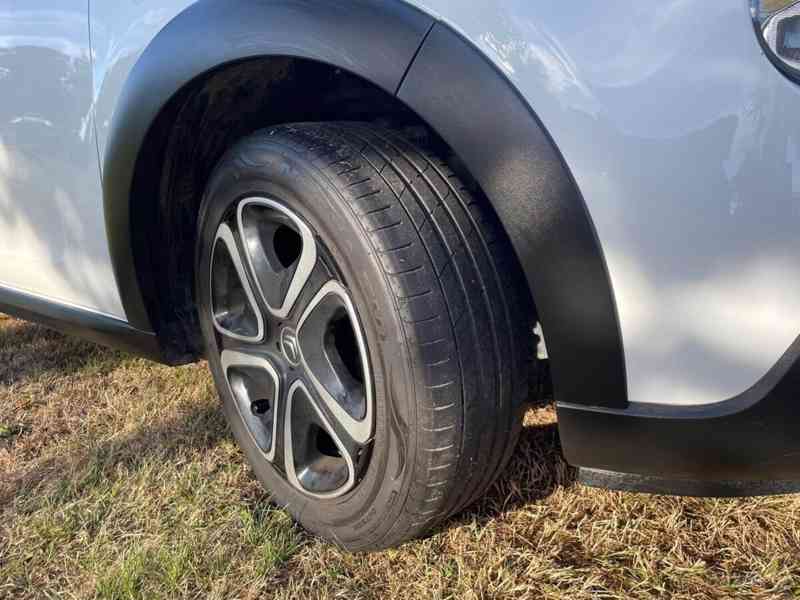 Citroën C3 1,2   FEEL - foto 12