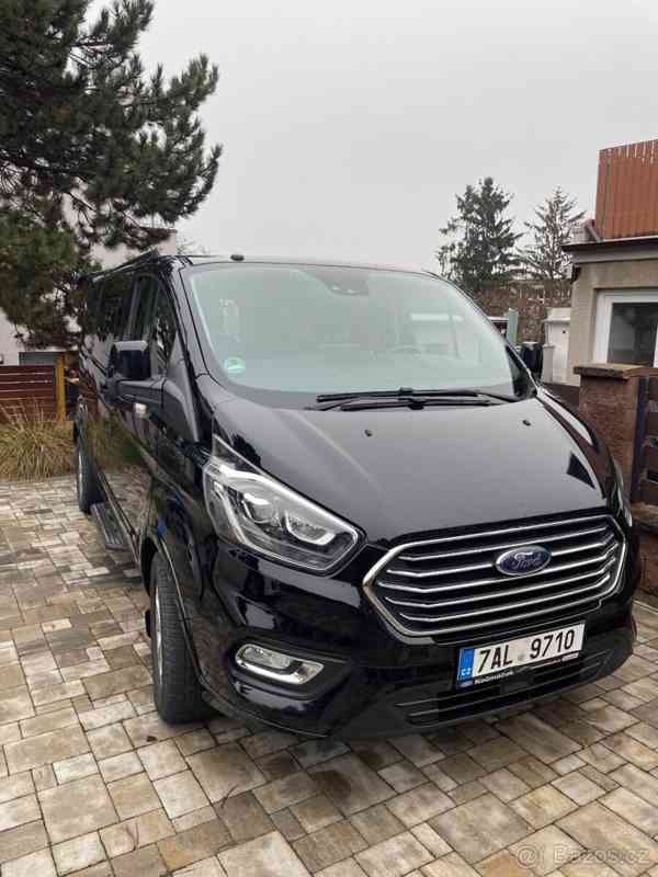 Ford Tourneo Custom Long ve verzi Titanium - foto 1