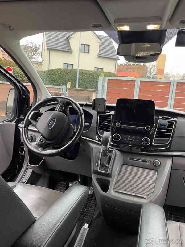 Ford Tourneo Custom Long ve verzi Titanium - foto 9