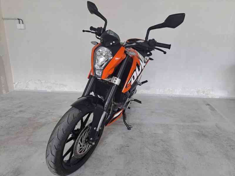 KTM 125 Duke - foto 15