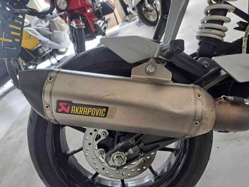 KTM 125 Duke - foto 11