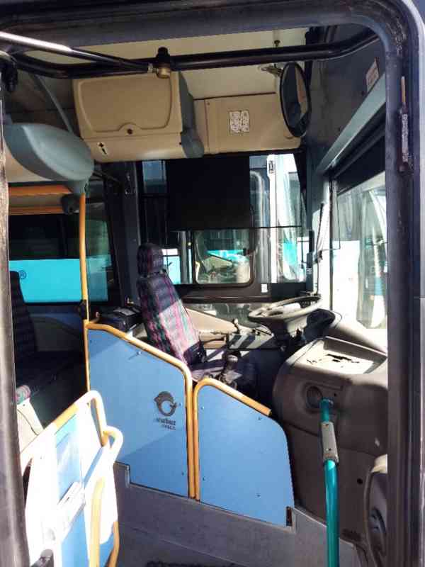Irisbus Crossway LE, SFR 162, motor Cursor, r.v. 2010 - foto 6