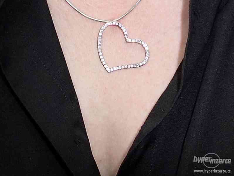 GITA - luxusní stříbrný šperk ve tvaru srdce - foto 4