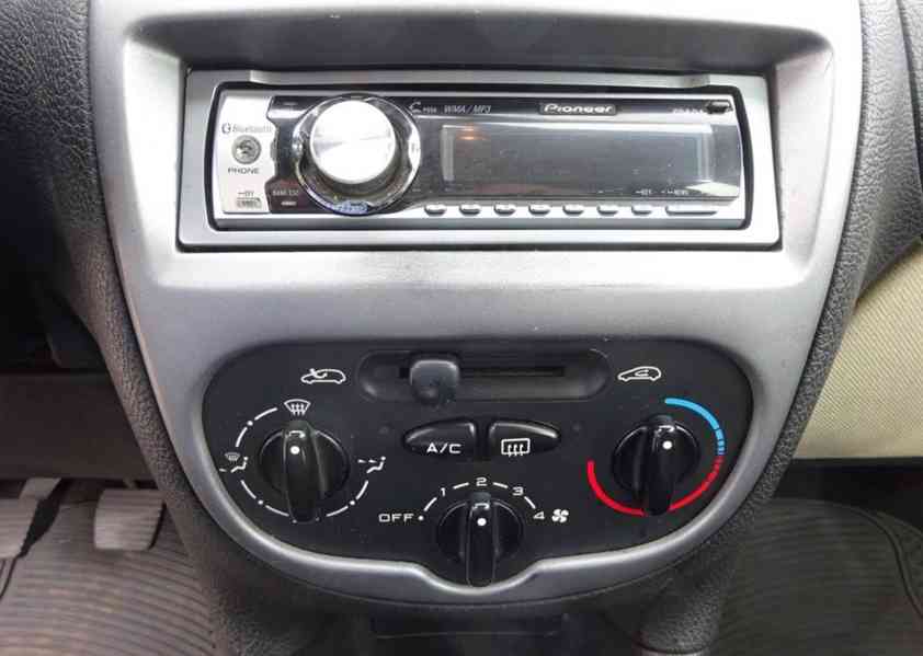 Peugeot 206, 1.4 HDI Combi (50 KW) r.v.2005  - foto 9