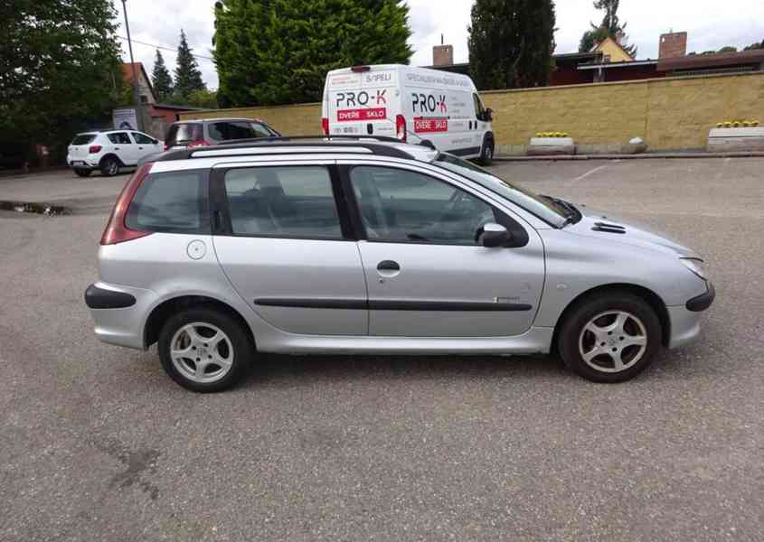Peugeot 206, 1.4 HDI Combi (50 KW) r.v.2005  - foto 3