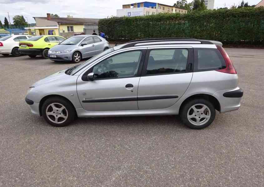 Peugeot 206, 1.4 HDI Combi (50 KW) r.v.2005  - foto 2