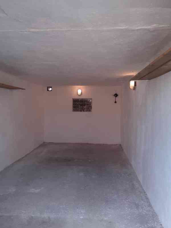 Garáž Kladno-Rozdělov 19m² - foto 4