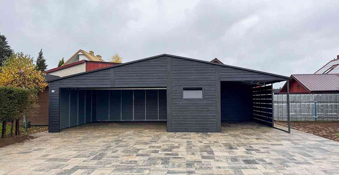 Plechova garáž 8x6m + přístřešek 3x6 -  sekční vrata TS978 - foto 2