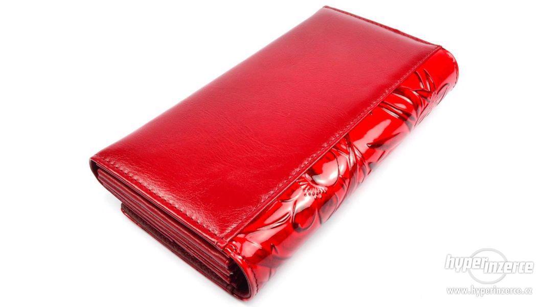 Červená peněženka kožená dámská - foto 2