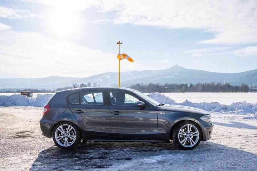 BMW Řada 1 3,0   E87 130i, manuál, šíbr, sporto - foto 6