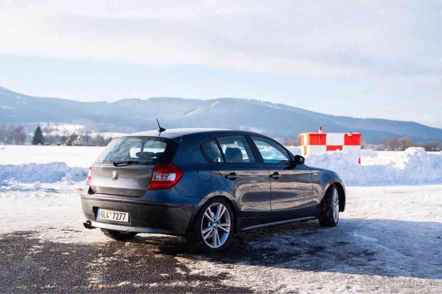 BMW Řada 1 3,0   E87 130i, manuál, šíbr, sporto - foto 5