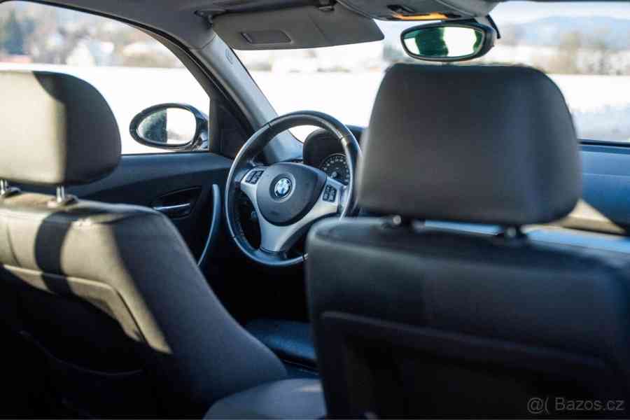 BMW Řada 1 3,0   E87 130i, manuál, šíbr, sporto - foto 7
